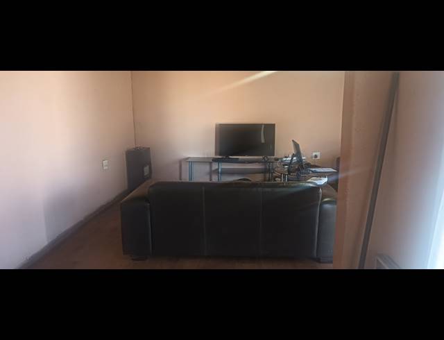 3 BEDROOM FREEHOLD FOR SALE IN VOSLOORUS